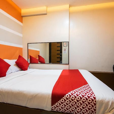 Oyo 475 Pearl Blossom Hotel Manila Luaran gambar